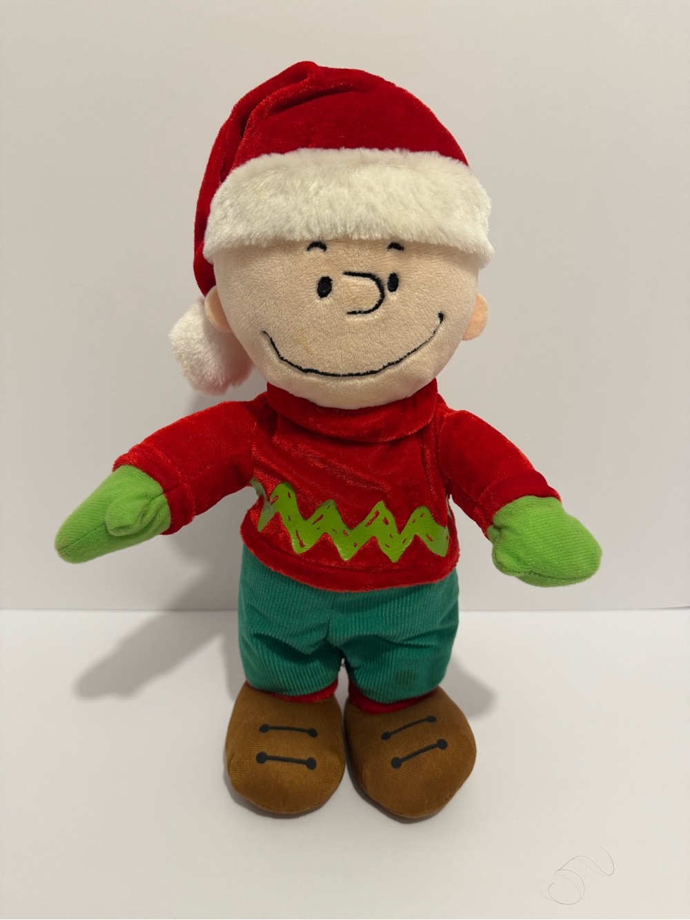Peanuts Charlie Brown Christmas Musical Dancing 14” Plush